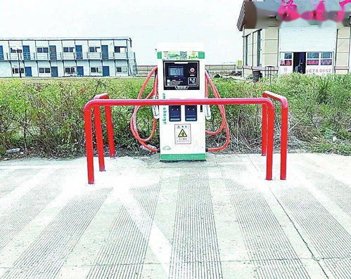 黑龍江省內(nèi)高速首座新能源車充電樁在哈大高速安達(dá)服務(wù)區(qū)啟用