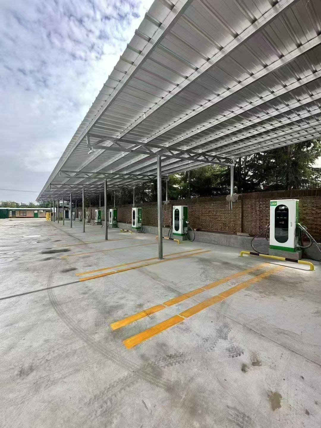 新能源充電樁廠家推薦 濟(jì)南恒成門業(yè)，直流/交流全覆蓋助力高效落地